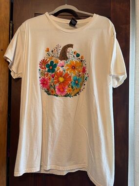 Hanes Cream Short Sleeve Tee with Floral Pumpkin Graphic